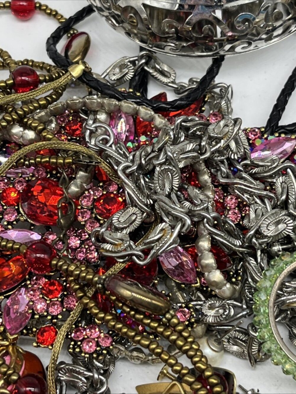 Bag Lot Broken Jewelry For Repair Crafting Salvage - Picture 5 of 9